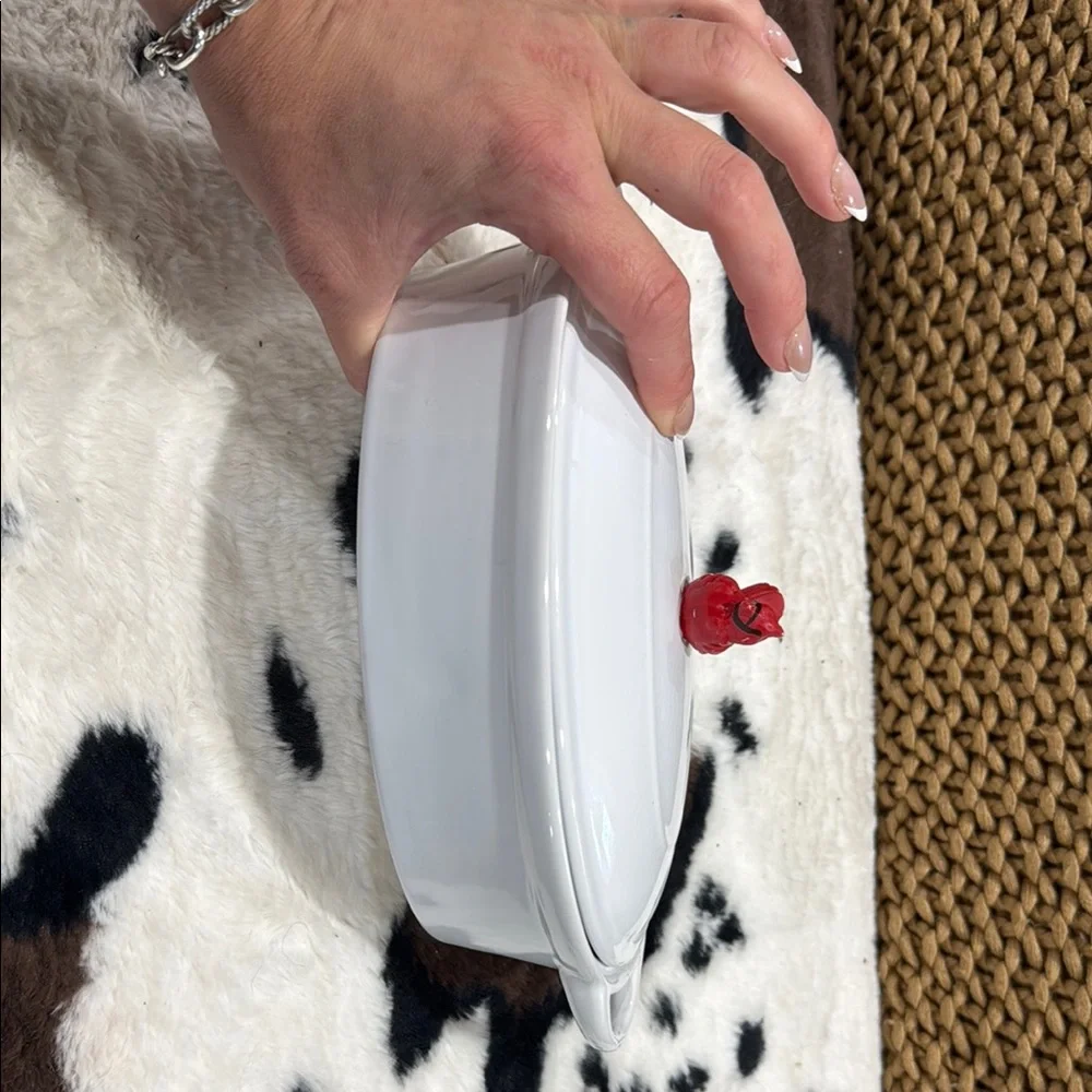 White Casserole Dish with Red Handle - Picture 6 of 6